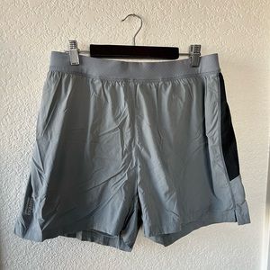 Columbia Montrail Grey shorts size large
